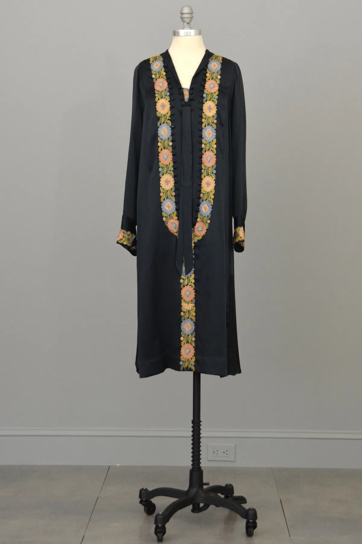 1920s Embroidered Navy Silk Satin Vintage Dress