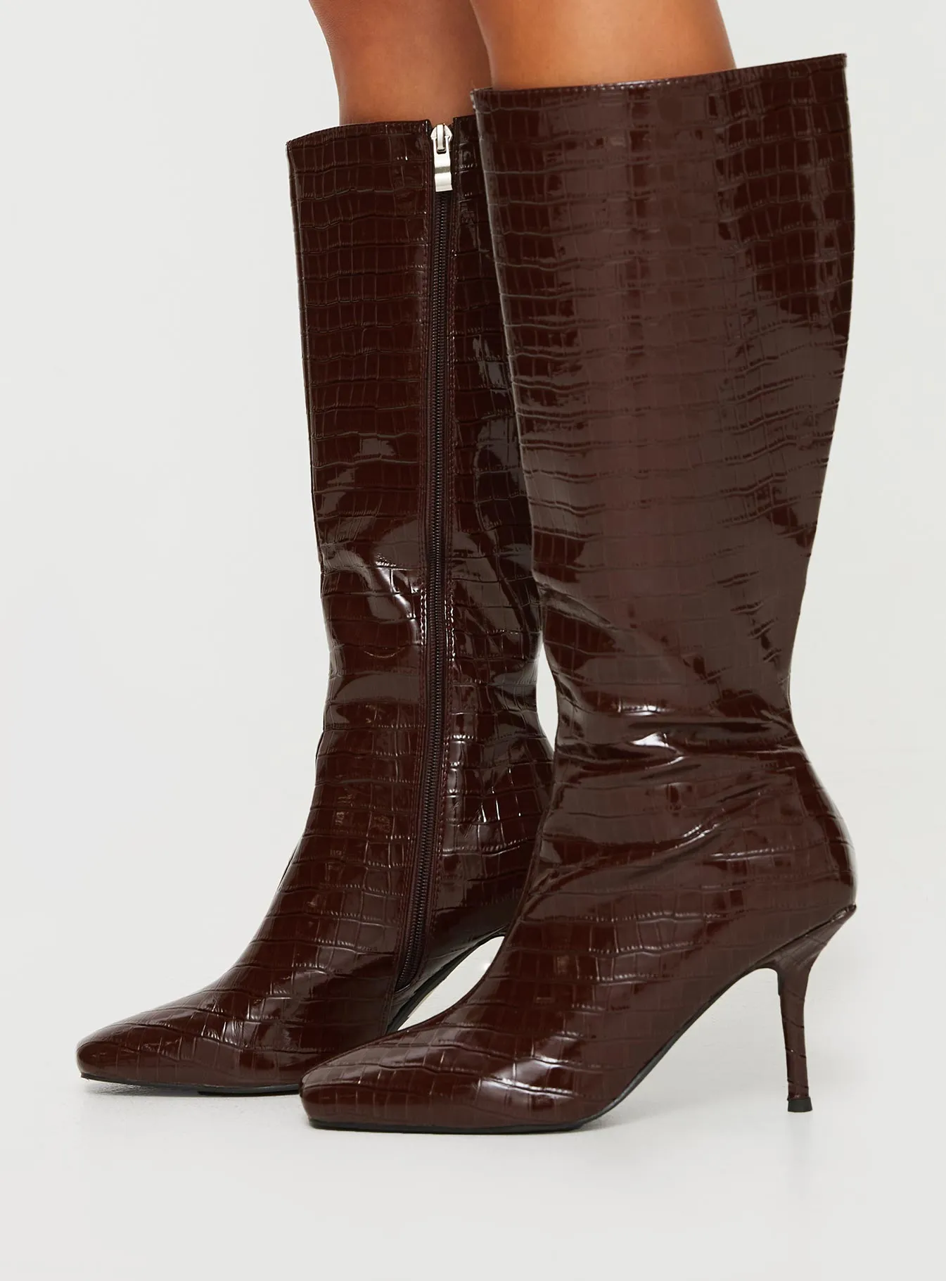 Alexx Knee High Boots Burgundy