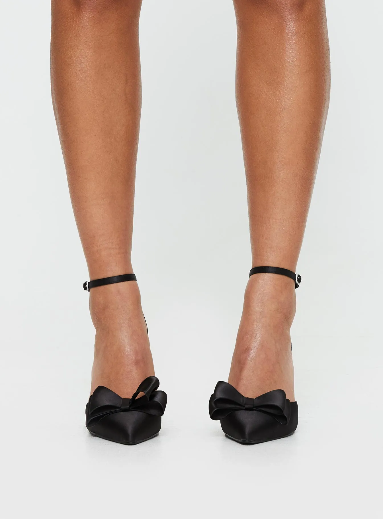 Anysa Bow Heels Black