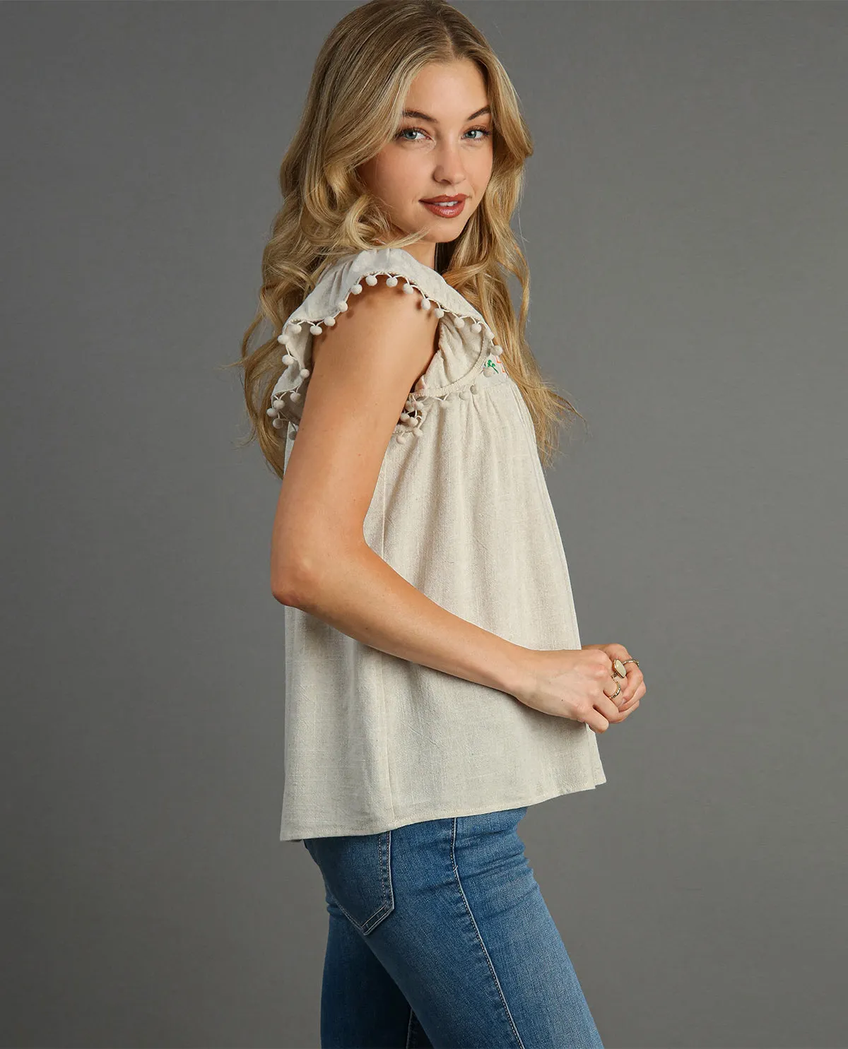 Embroidery Ruffle Sleeve Top