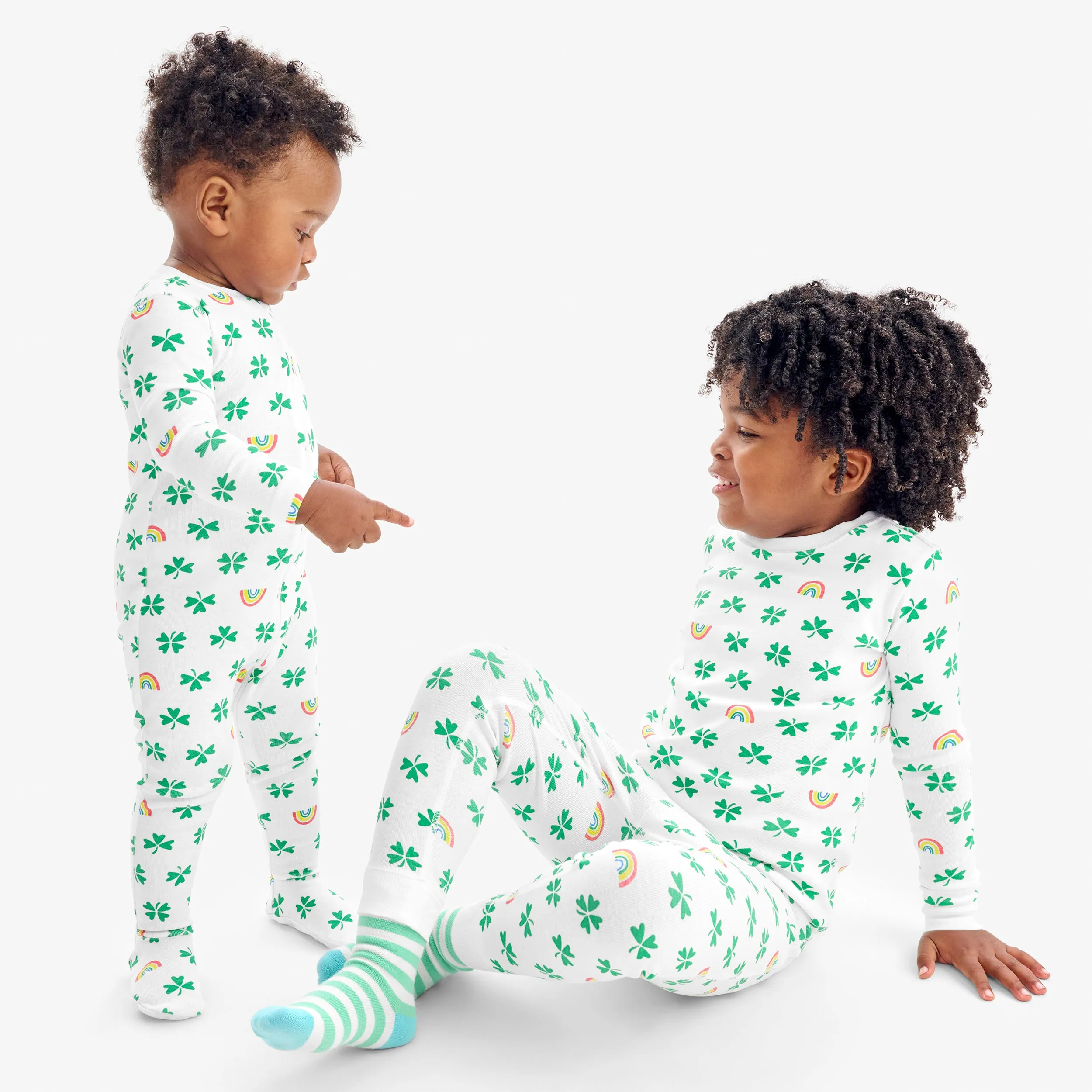 Organic PJ set in lucky clovers