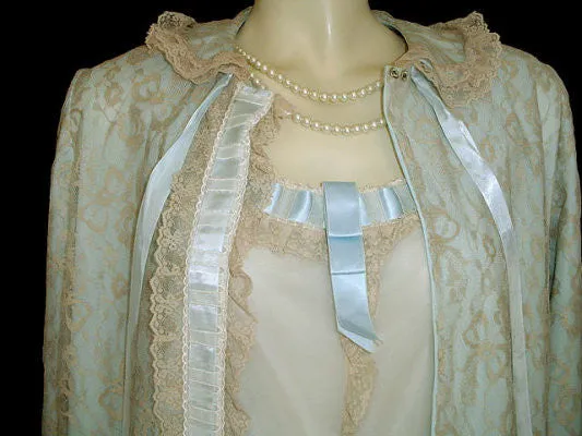 *VINTAGE VERY FANCY MATEJ FOR ODETTE BARSA BLUE & NUDE LACE PEIGNOIR & NIGHTGOWN SET