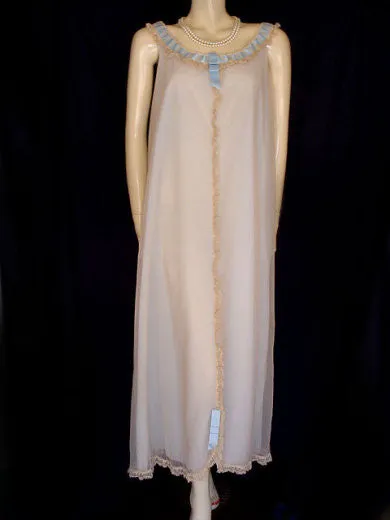 *VINTAGE VERY FANCY MATEJ FOR ODETTE BARSA BLUE & NUDE LACE PEIGNOIR & NIGHTGOWN SET